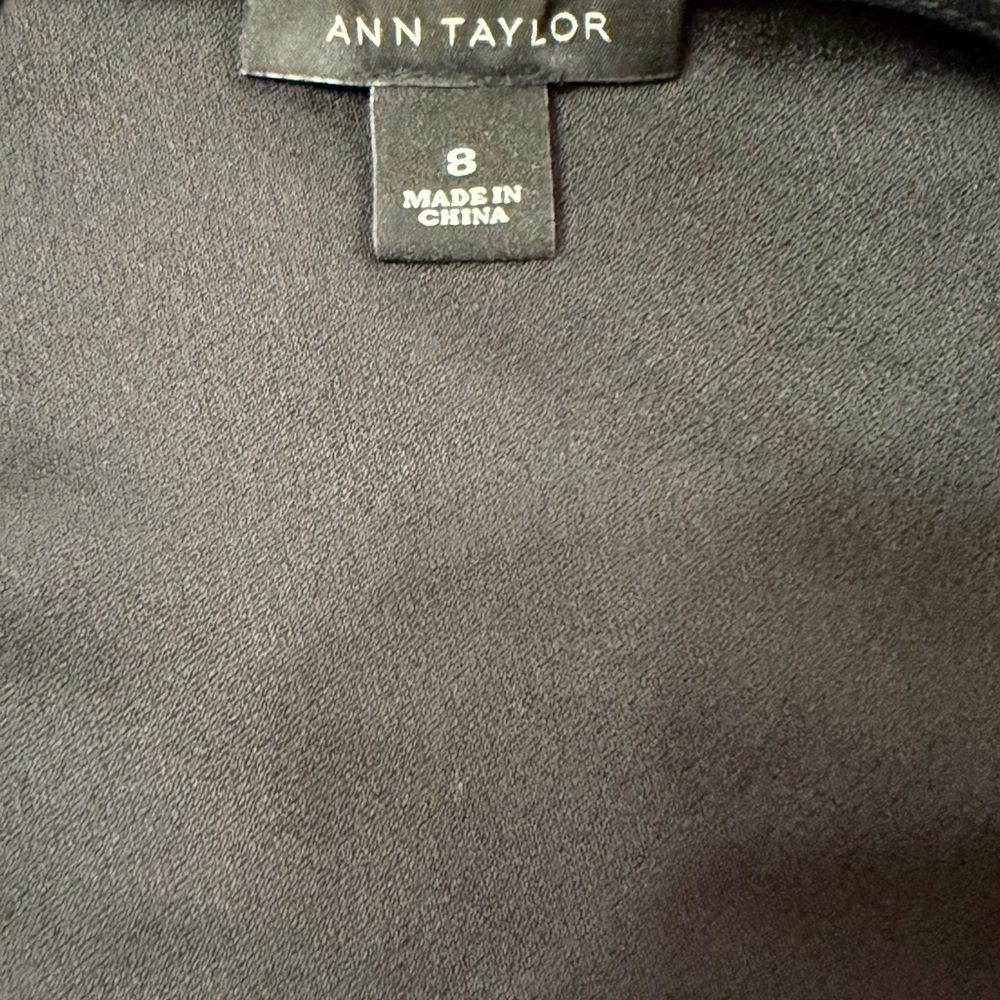 Ann Taylor Women's Sleeveless Blouse Black Size 8 Round Neck - Picture 3 of 7